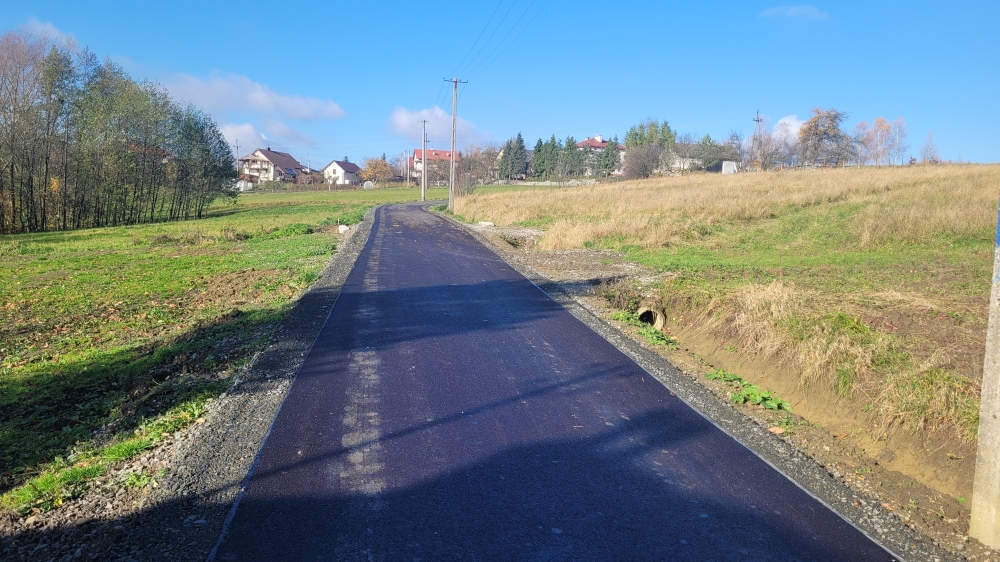 Modernizacja dróg gminnych w Gminie Tarnowiec 